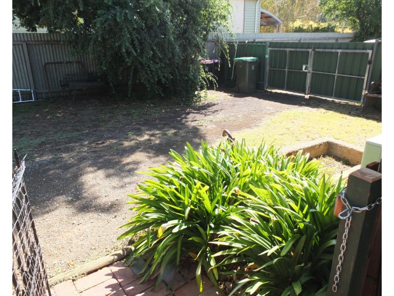 17 Faraday Street, Avoca VIC 3467