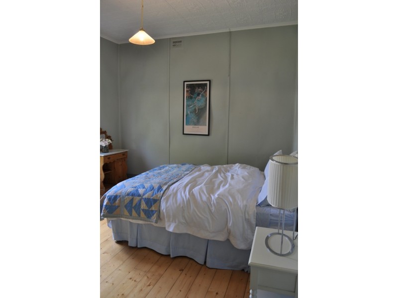 211 High Street, Avoca VIC 3467