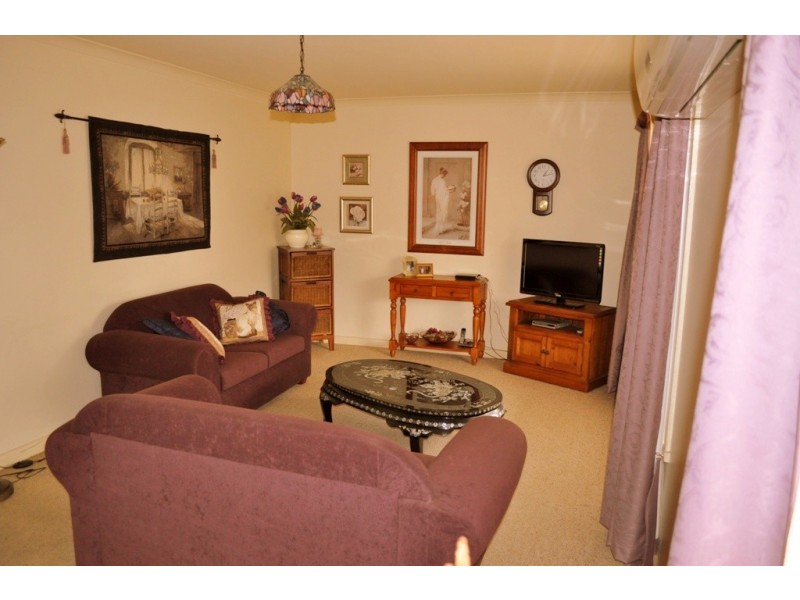 15 Faraday Street, Avoca VIC 3467