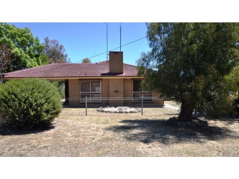 9 High Street, Avoca VIC 3467