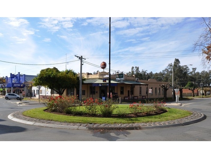 49 Mackay Street, Rochester VIC 3561