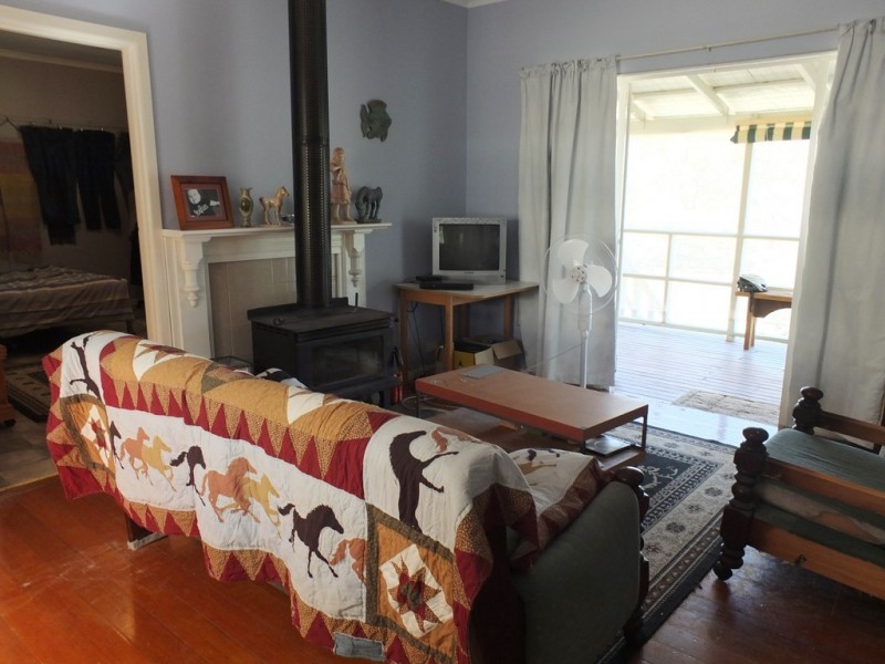 26 Mountain View Street, Avoca VIC 3467