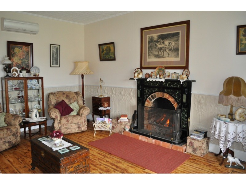 326 High Street, Avoca VIC 3467