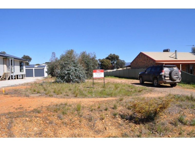 65 Charles Street, Avoca VIC 3467