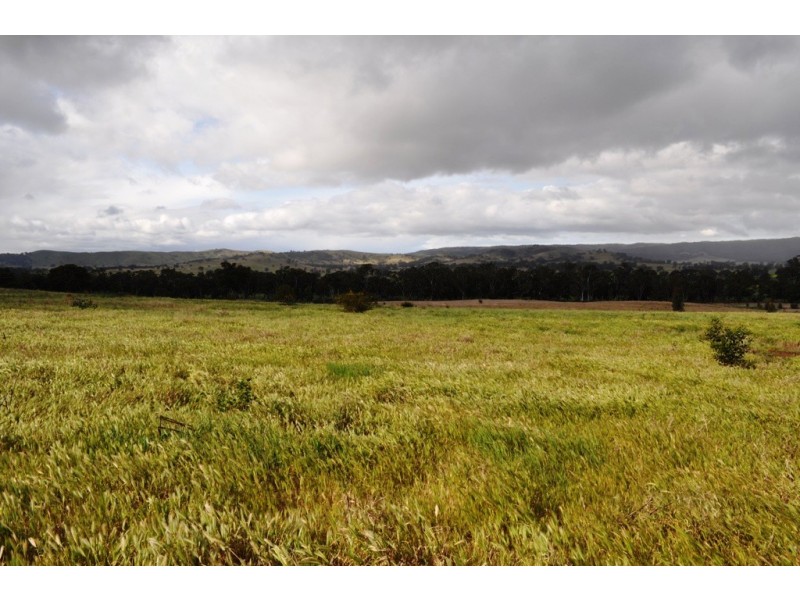 Cnr Navarre Frenchmans Rd and Navarre Barkly Rd, Barkly VIC 3384