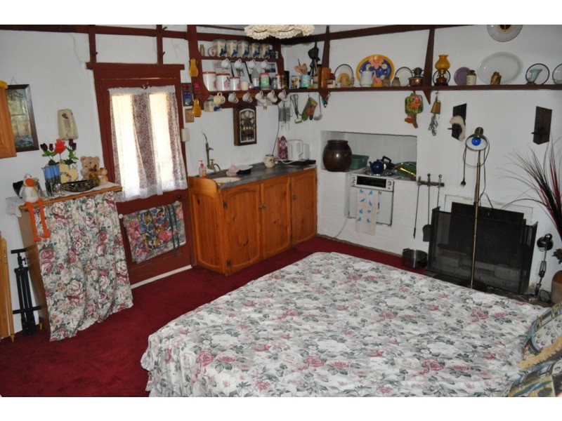 5630 Stawell-Avoca Rd, Moonambel VIC 3478