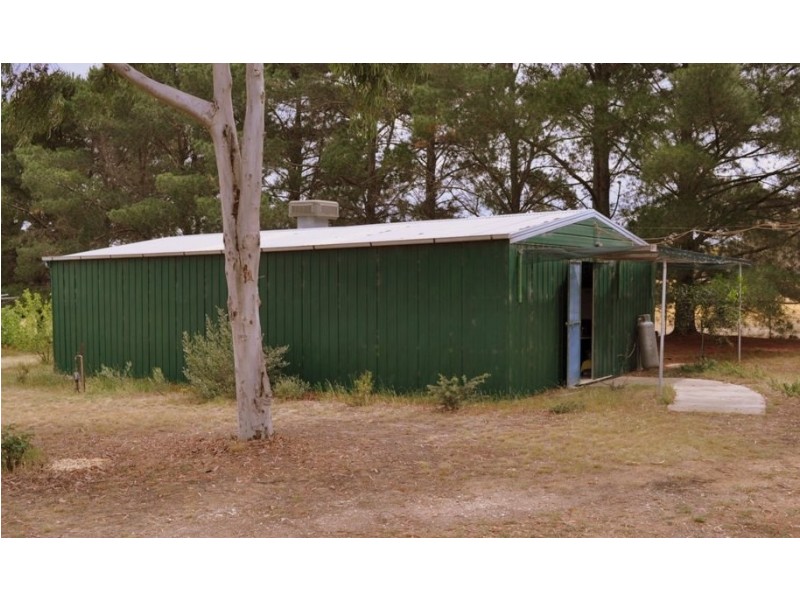 5439 Sunraysia Hwy, Avoca VIC 3467