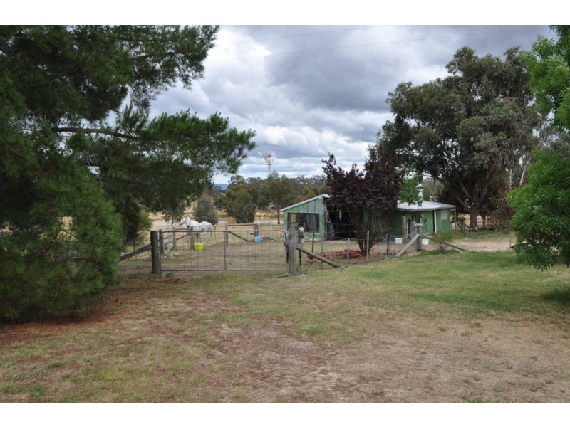 5439 Sunraysia Hwy, Avoca VIC 3467