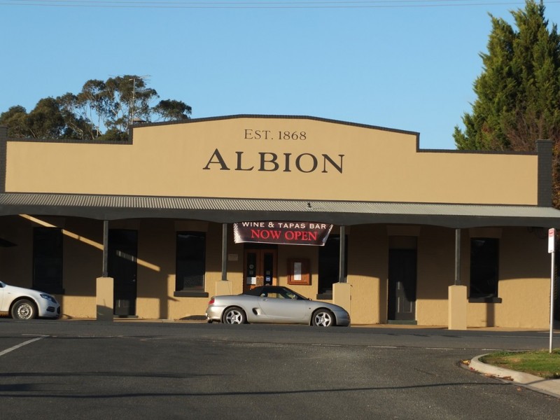 145 High Street, Avoca VIC 3467