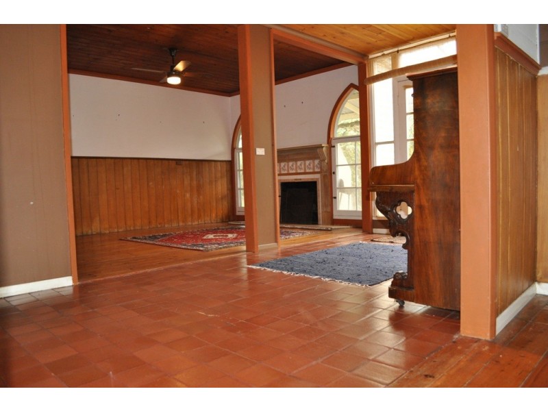 Amphitheatre VIC 3468