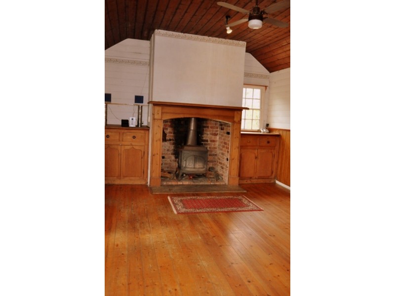 Amphitheatre VIC 3468