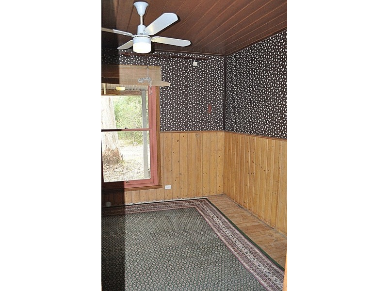 Amphitheatre VIC 3468