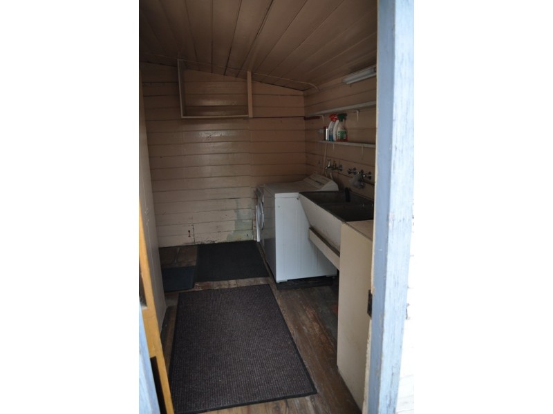 Amphitheatre VIC 3468