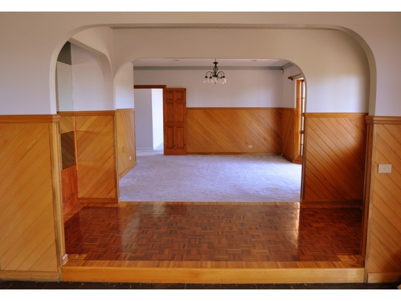 120 Ingliston Drive, Ballan VIC 3342