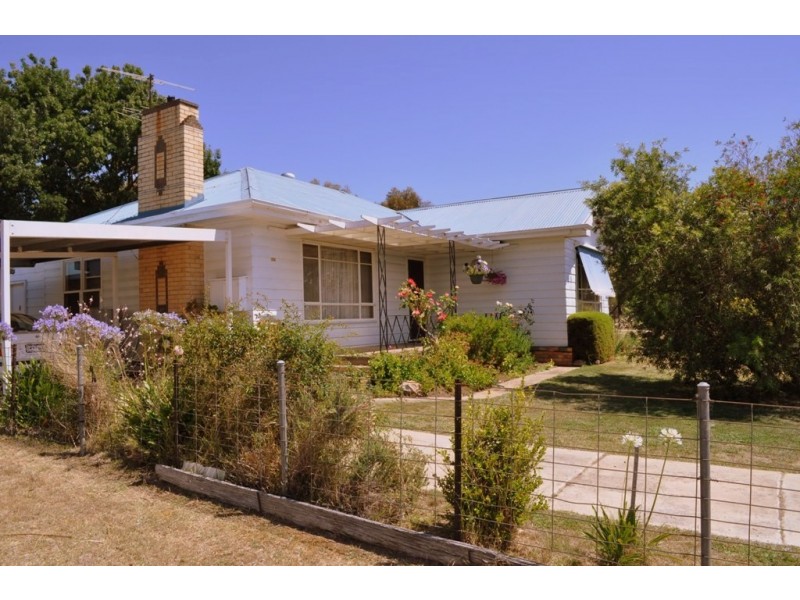 229-233 High Street, Avoca VIC 3467