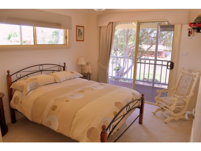 32 Bridport Street, Avoca VIC 3467