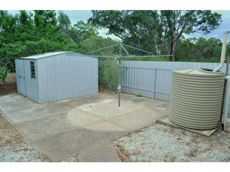 13 High Street, Avoca VIC 3467