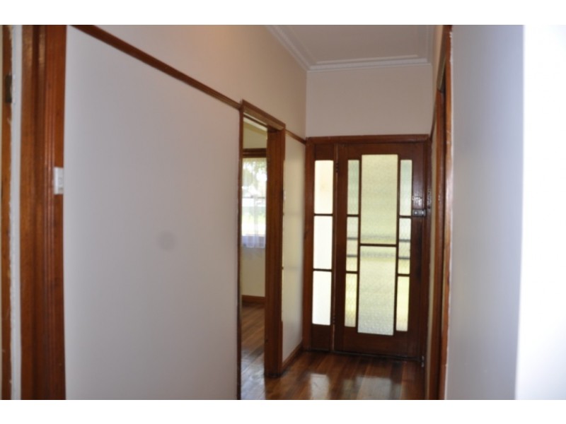 13 Templeton Street, Avoca VIC 3467