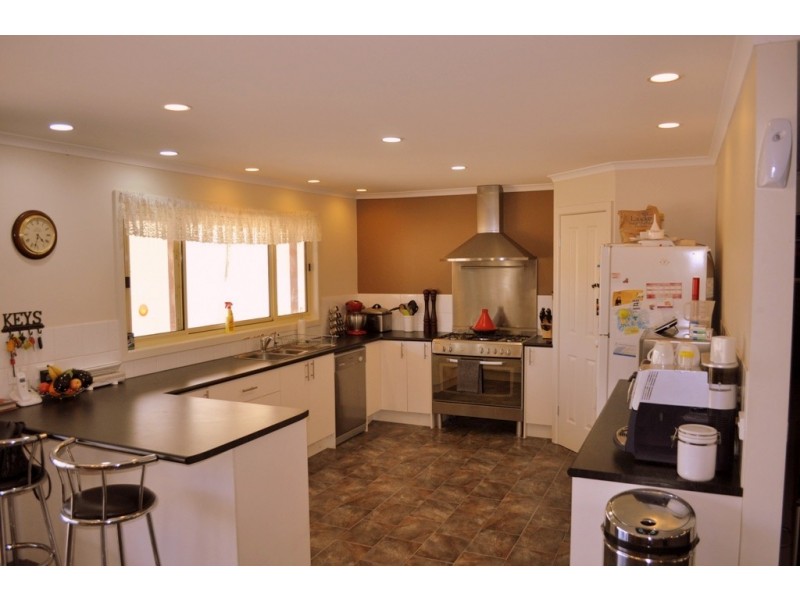 82 Elmhurst Sportsground Road, Elmhurst VIC 3469