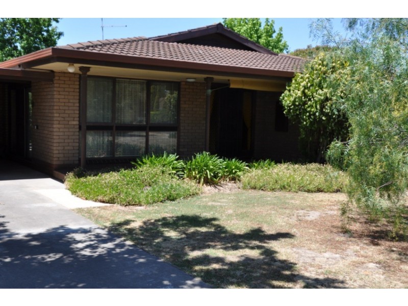 32 Liebig Street, Avoca VIC 3467