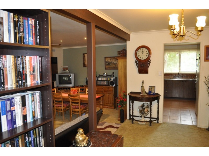 32 Liebig Street, Avoca VIC 3467