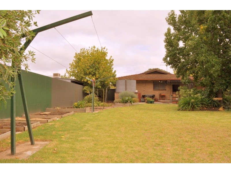 32 Liebig Street, Avoca VIC 3467