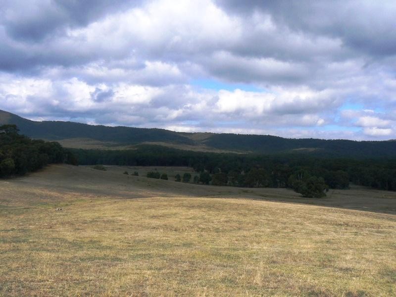 Lots 6 and 6B Glenlofty – Warrenmang Road, Warrenmang VIC 3478