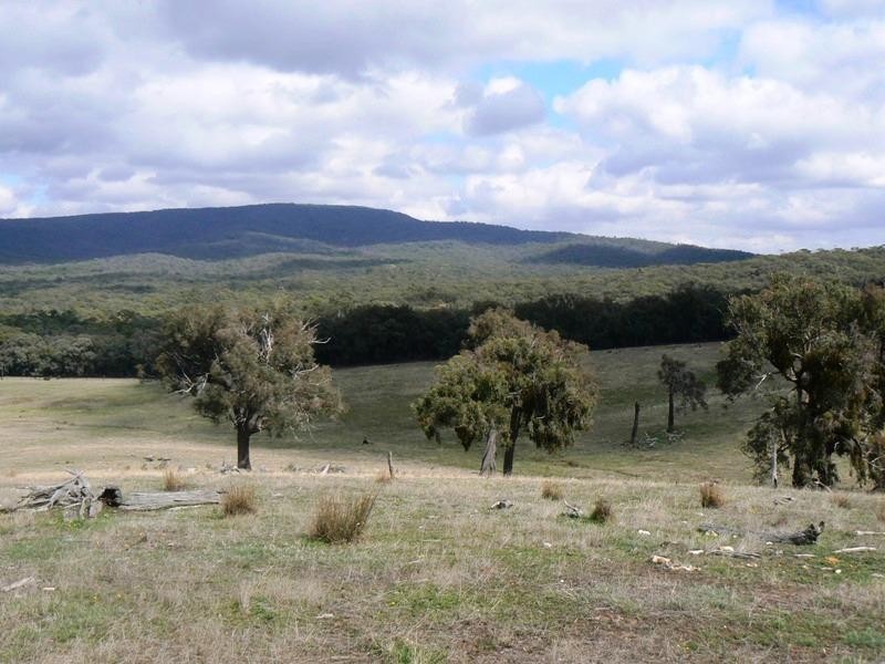 Lots 6 and 6B Glenlofty – Warrenmang Road, Warrenmang VIC 3478