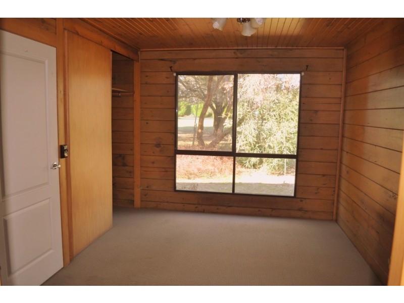 56 Mt Doran-Egerton Road, Mount Doran VIC 3334