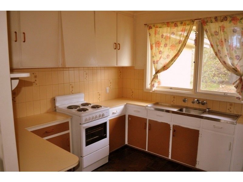 53 Oman Street, Lismore VIC 3324