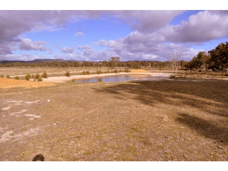 1 and 120B Taltarni Road, Moonambel VIC 3478