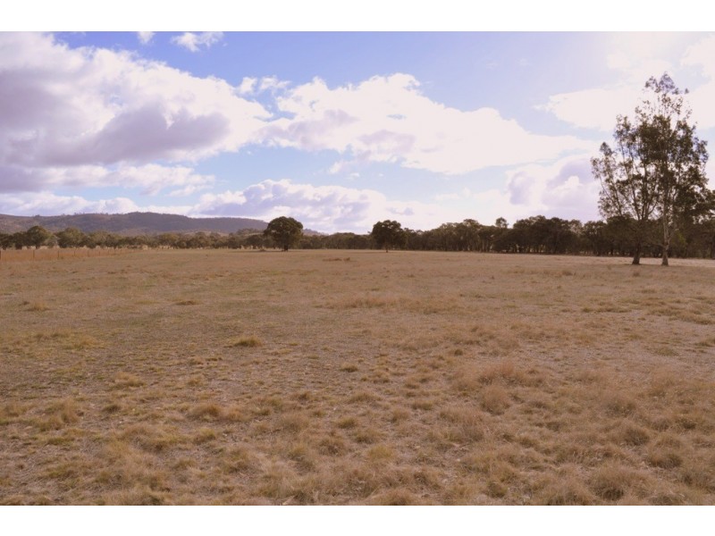 1 and 120B Taltarni Road, Moonambel VIC 3478