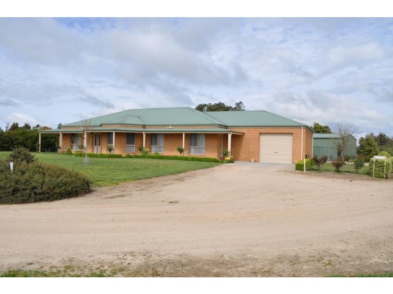 89 Dowling Road, Miners Rest VIC 3352