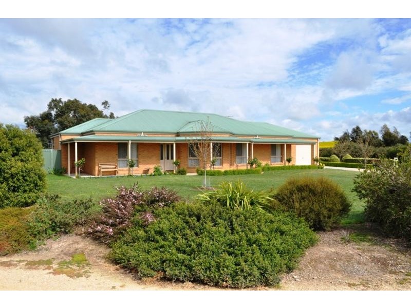 89 Dowling Road, Miners Rest VIC 3352