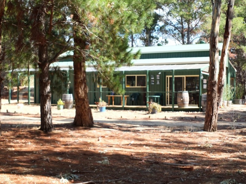 1819 Sunraysia Highway, Redbank VIC 3477