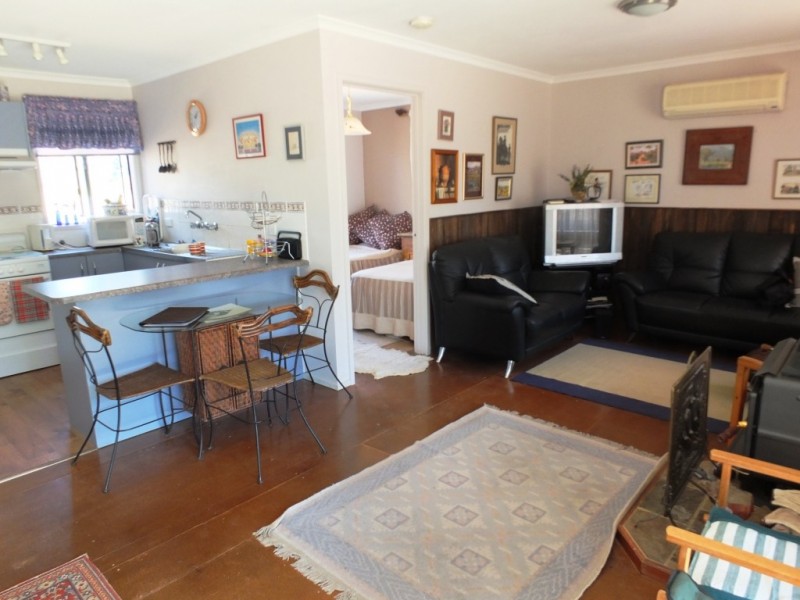 1819 Sunraysia Highway, Redbank VIC 3477