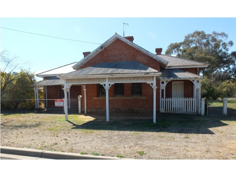 30 Market Street, Dunolly VIC 3472
