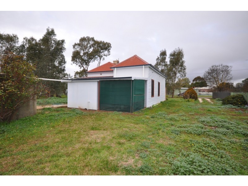 17 and 19 Davies Street, Bealiba VIC 3475