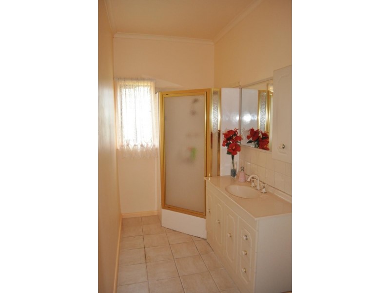 222 High Street, Avoca VIC 3467