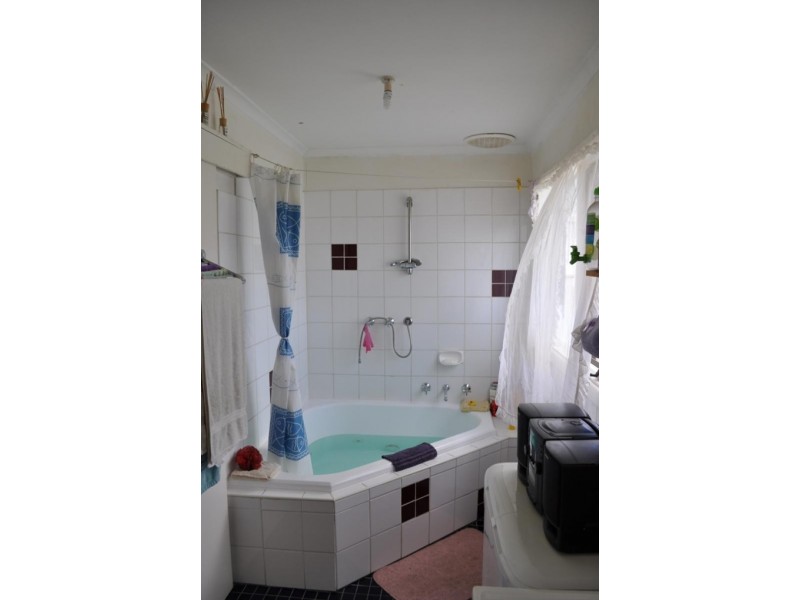 60 Rutherford Street, Avoca VIC 3467