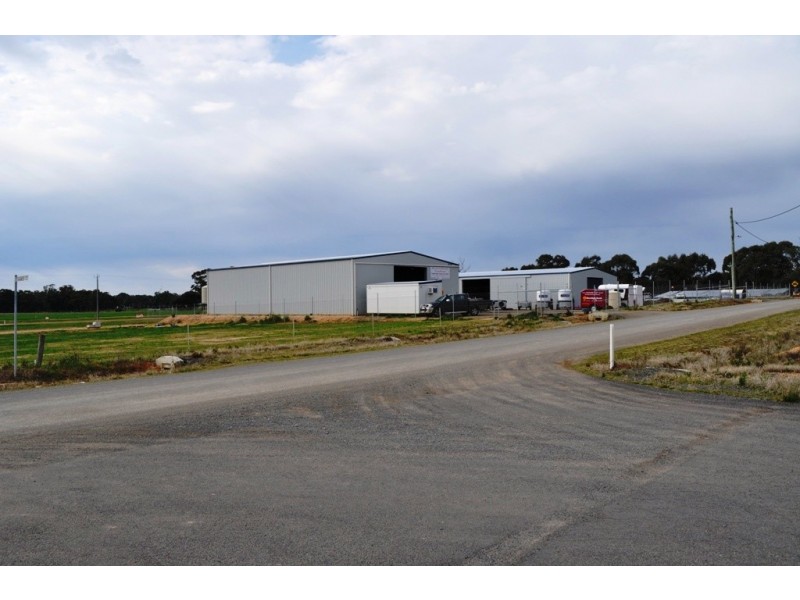 9 Blackney Drive, Avoca VIC 3467
