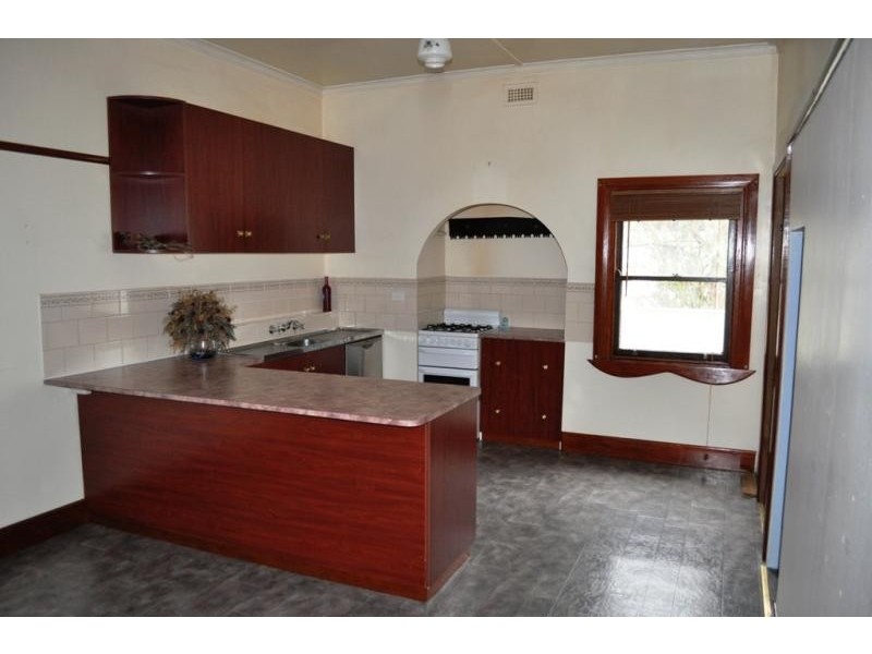 7 Faraday Street, Avoca VIC 3467