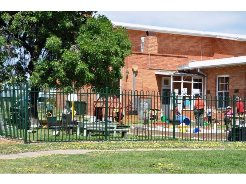 12 Boyce Street, Avoca VIC 3467