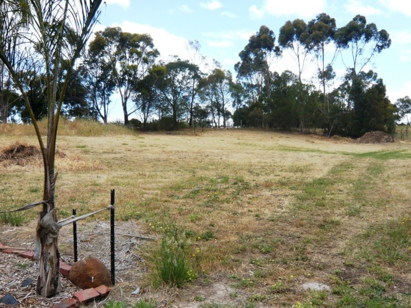 17 Bridge Street, Skipton VIC 3361