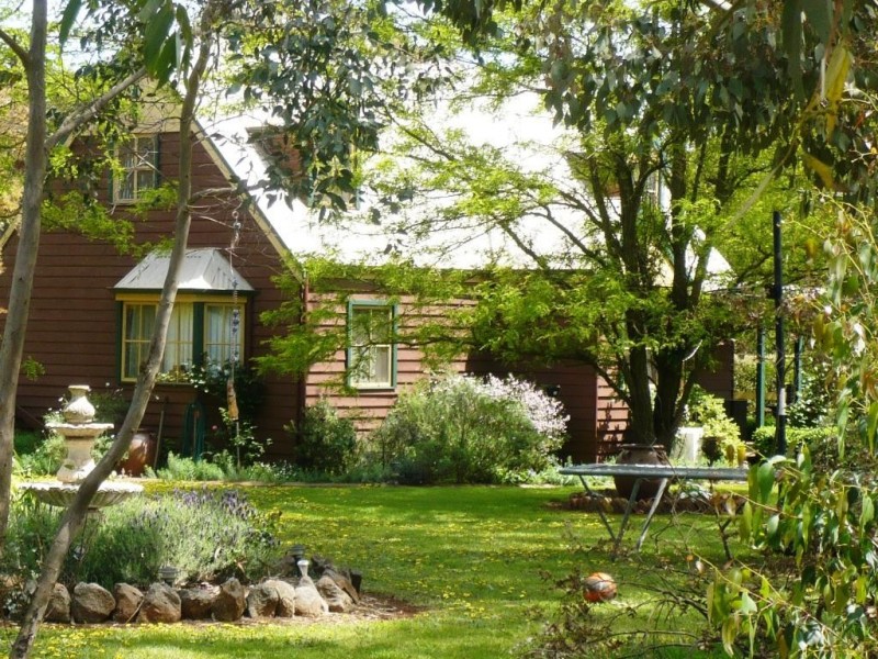 299 Kennedys Road, Miners Rest VIC 3352