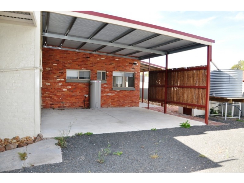 155 High Street, Avoca VIC 3467