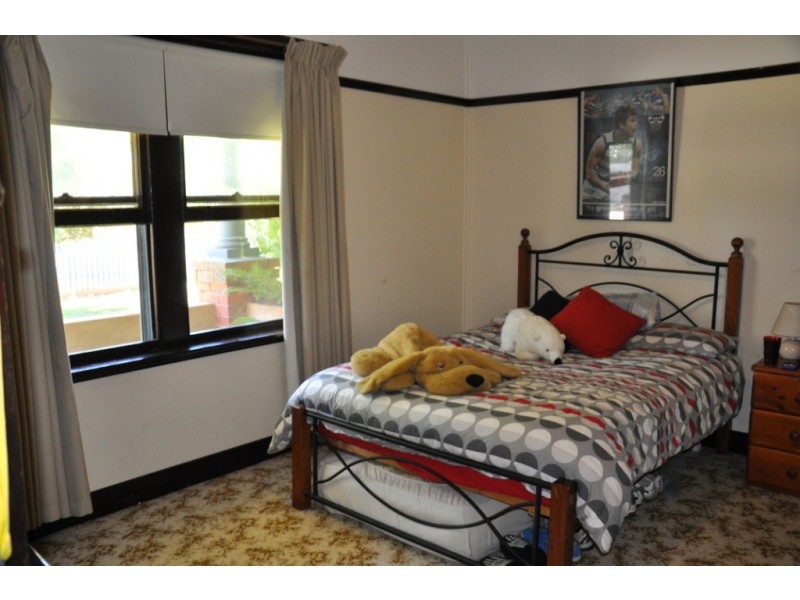 21 Faraday Street, Avoca VIC 3467