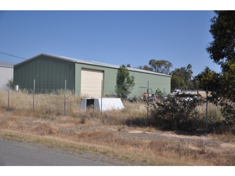 28-32 Rowe St, Avoca VIC 3467