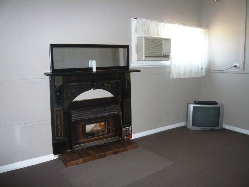 19 High Street, Beaufort VIC 3373