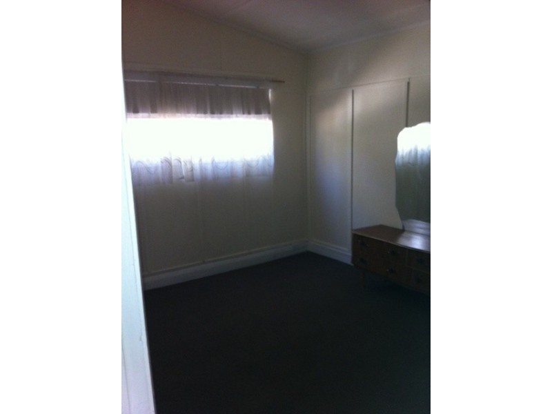 19 High Street, Beaufort VIC 3373